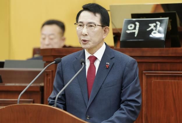 이완섭 서산시장이 5일 서산시의회 제311회 임시회에서 새해 청사진을 밝혔다.