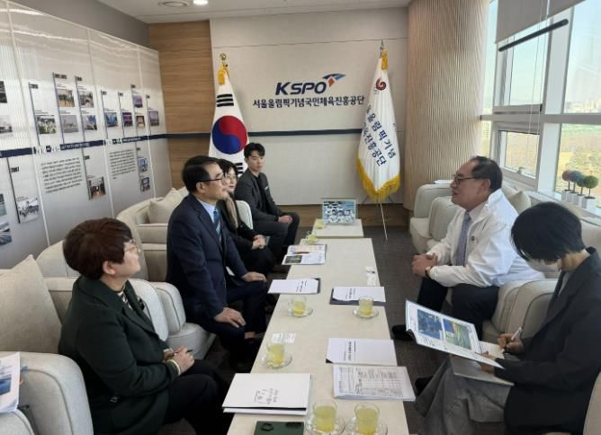 장충남 군수, 국비 확보를 위한 국민체육진흥공단 방문